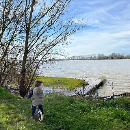 بيت ضيافة Bord Eau Charme Calme Et Nature Saint-André-de-Cubzac