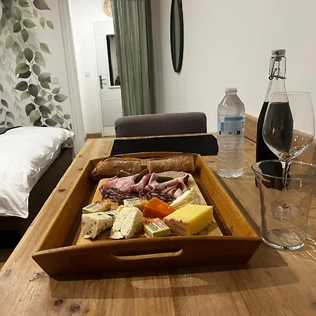 Bord Eau Charme Calme Et Nature بيت ضيافة 3*