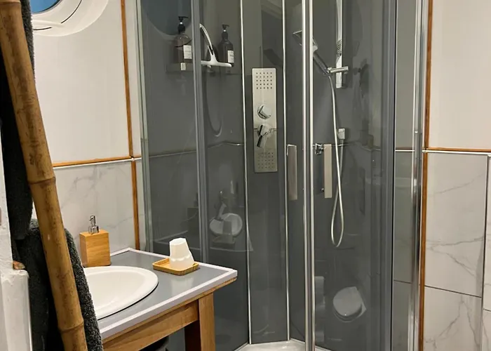 Bord Eau Charme Calme Et Nature 3* Saint-André-de-Cubzac